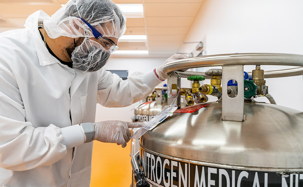 lykan employee looking at nitrogen machine